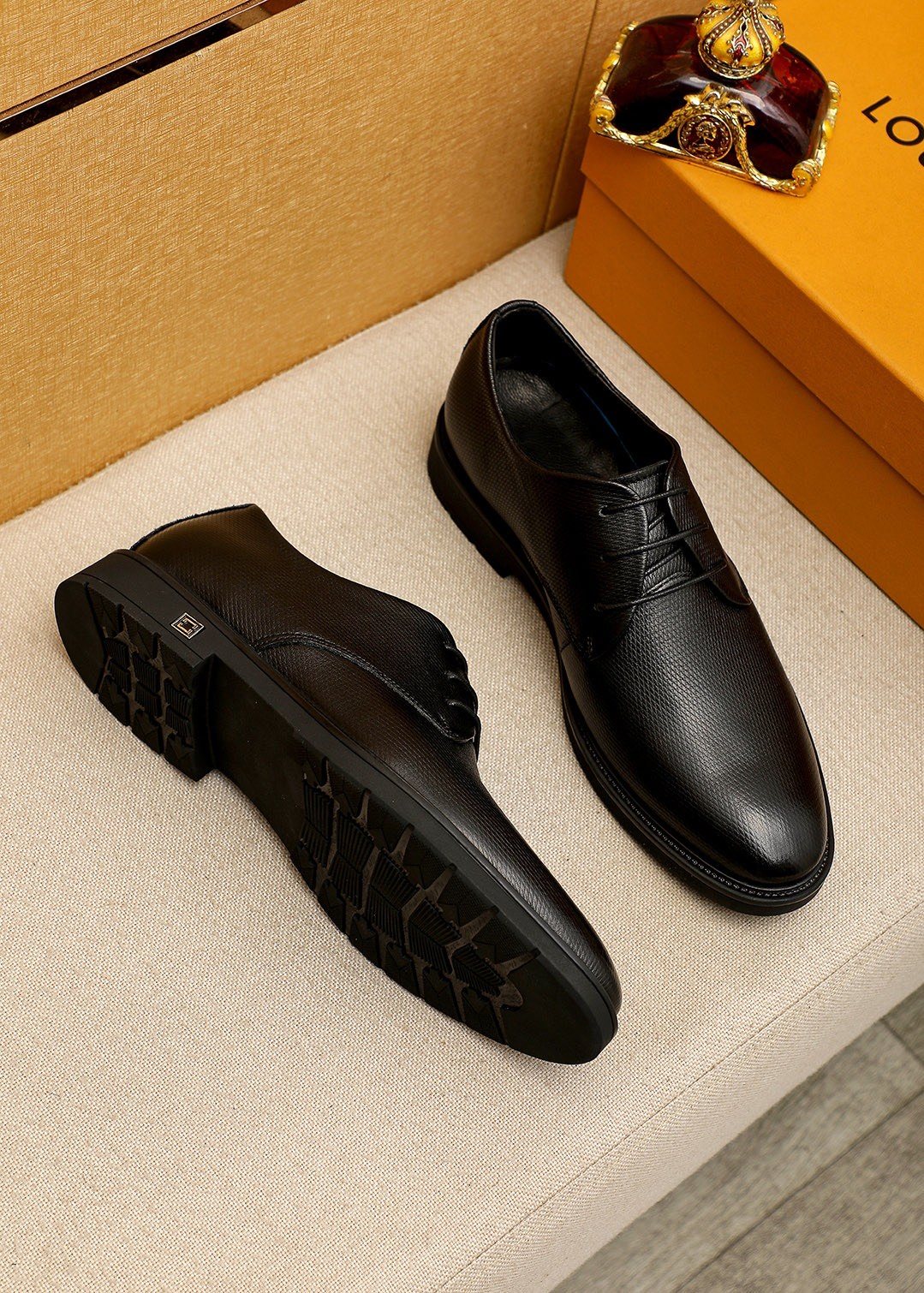 Louis Vuitton Black Textured Lace-Up Dress Shoes — side