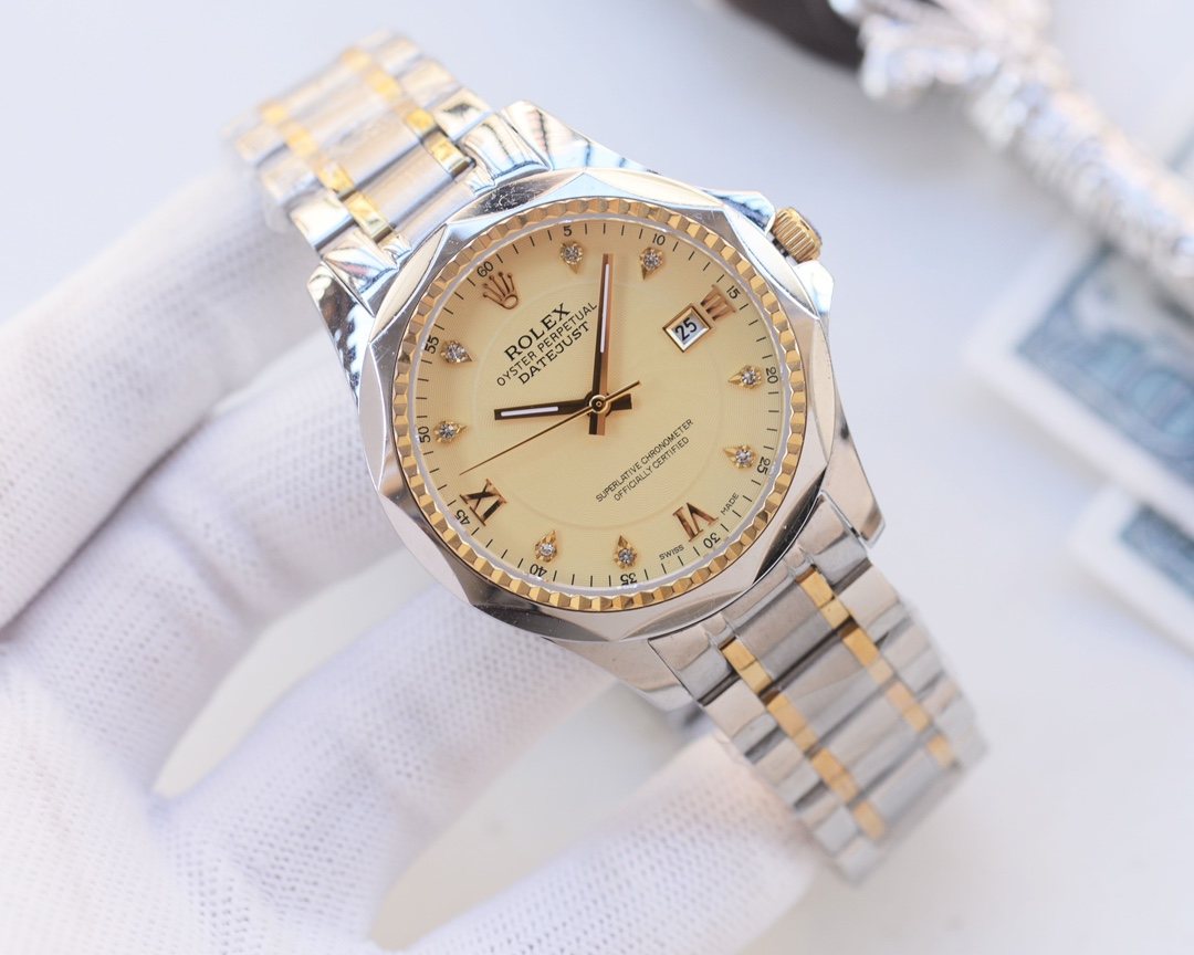 Rolex Gold Bracelet Watch — hero