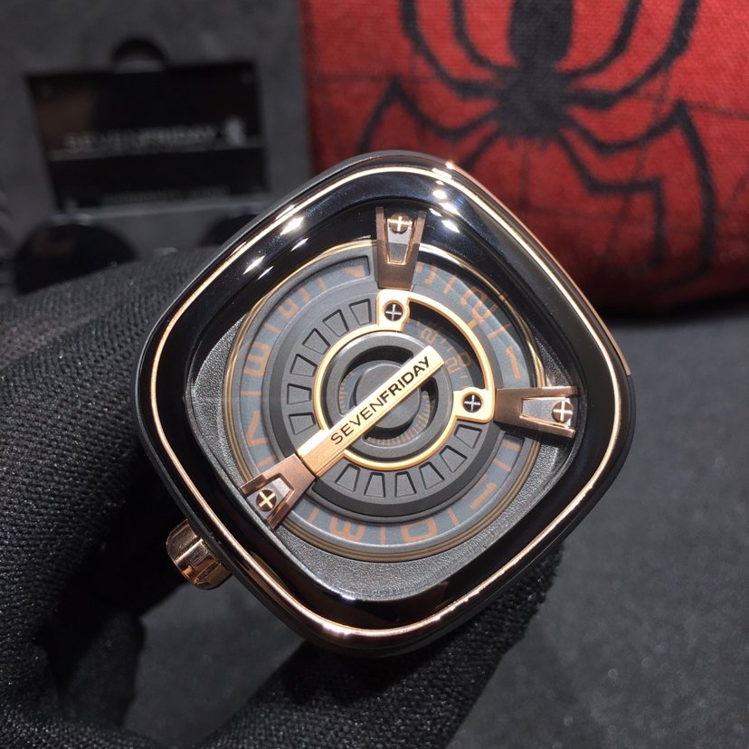 SEVENFRIDAY Gray Dial Leather Strap Watch — detail