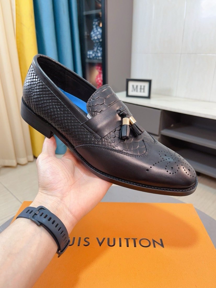 Louis Vuitton Black Tassel Loafers — model