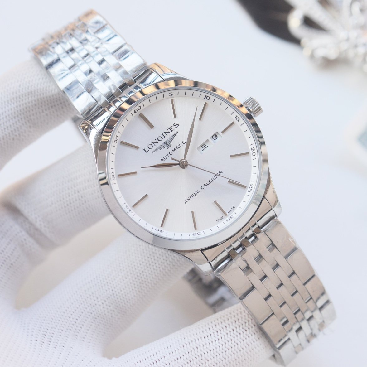 Silver White Dial Bracelet Watch — front