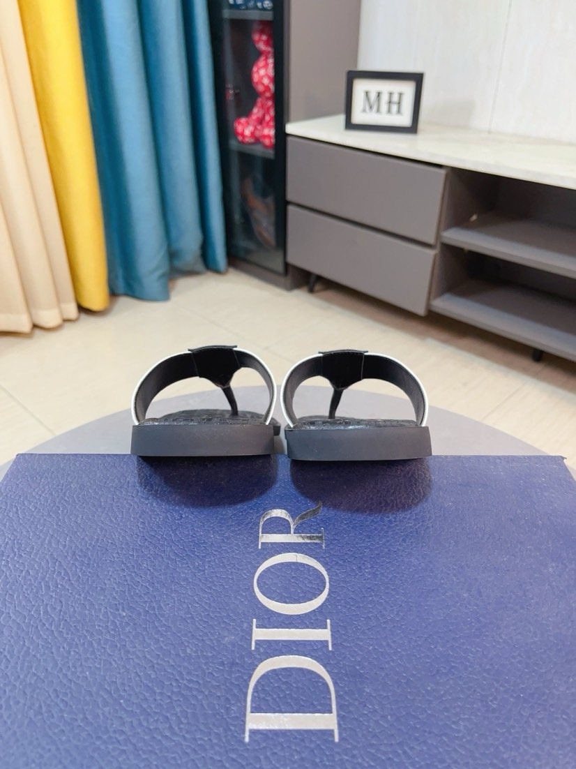 Dior Patterned Thong Sandals — front