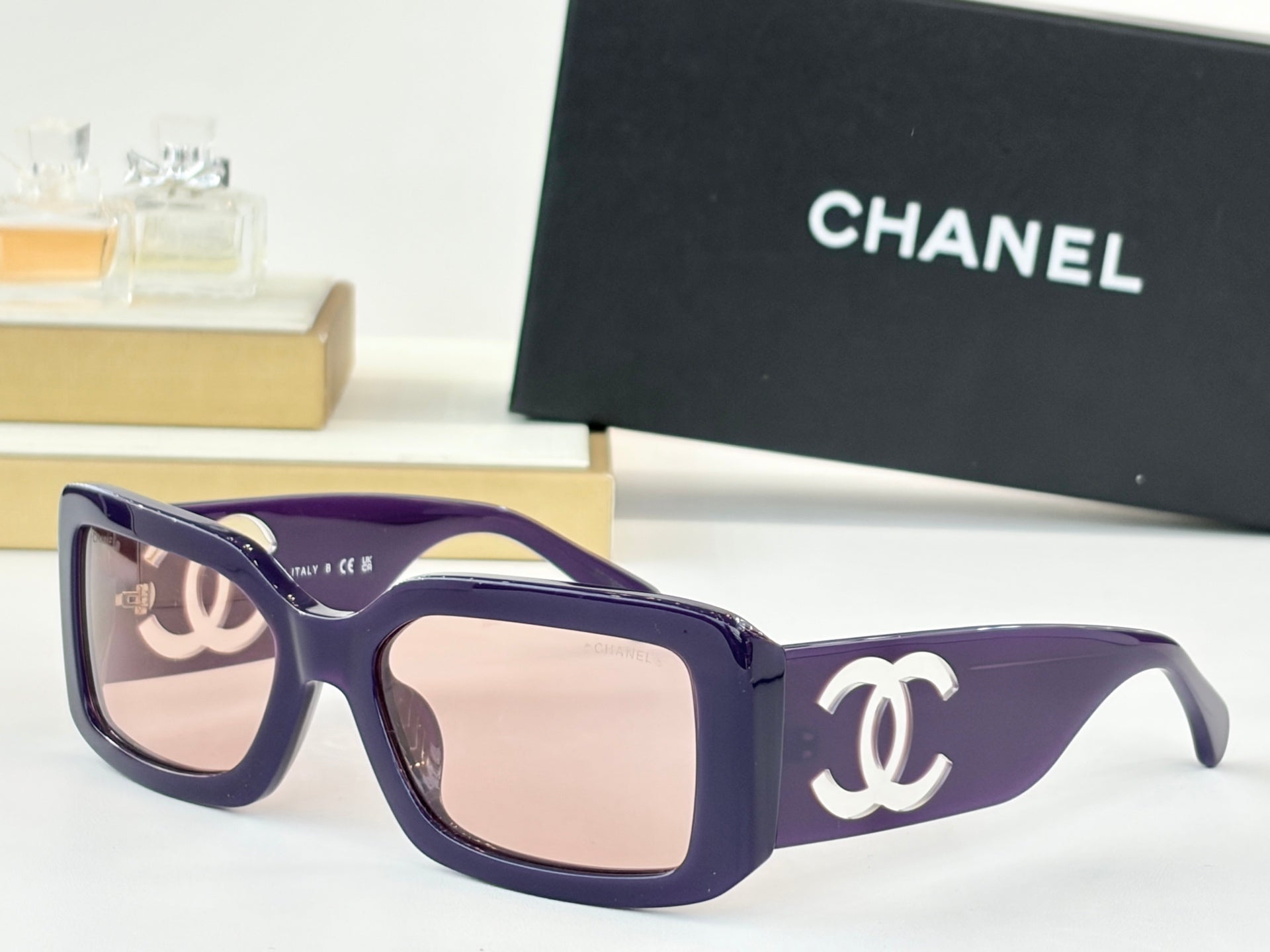 CHANEL Sunglasses-CH5526