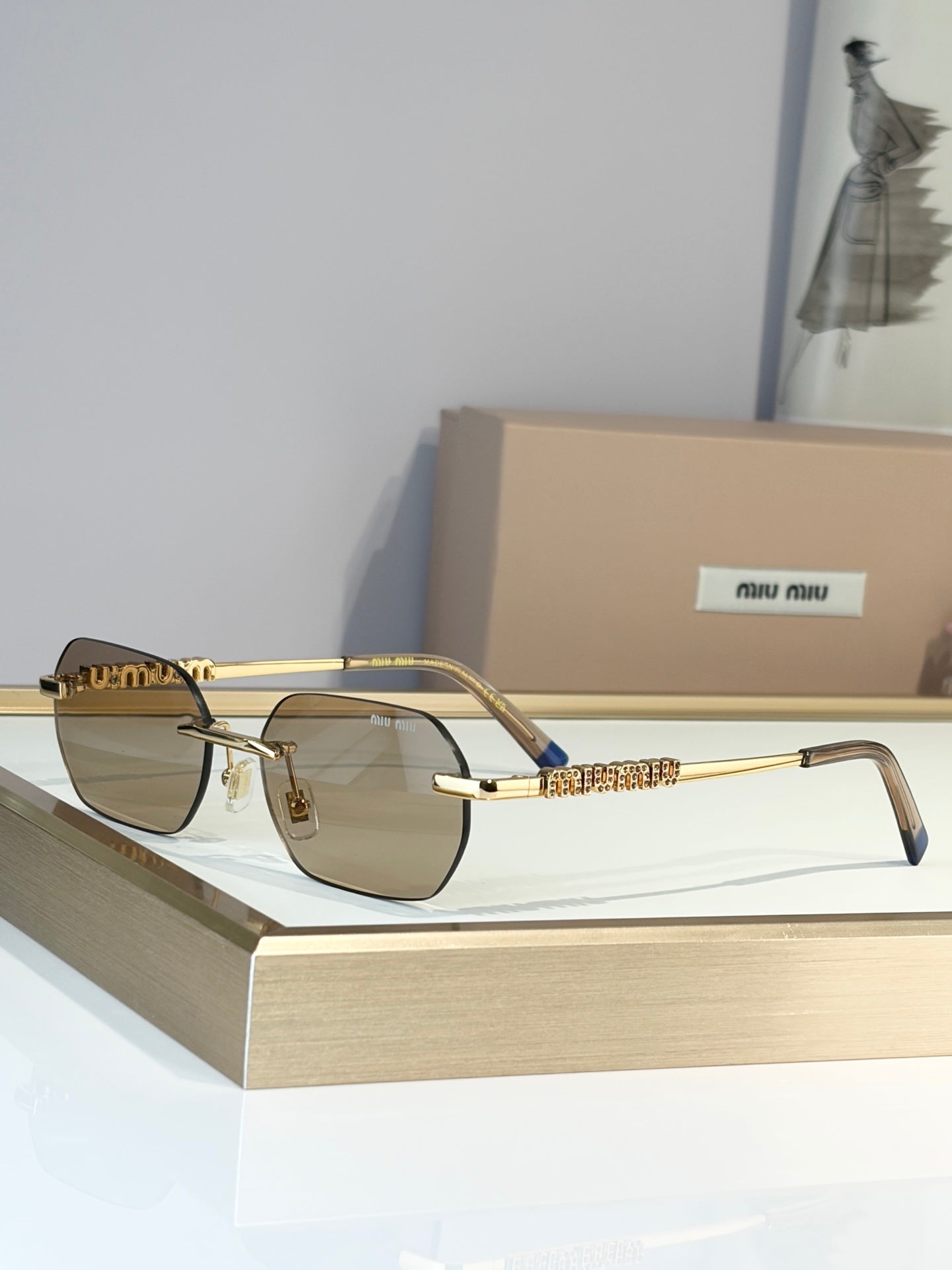 MIUMIU Sunglasses-MU947S