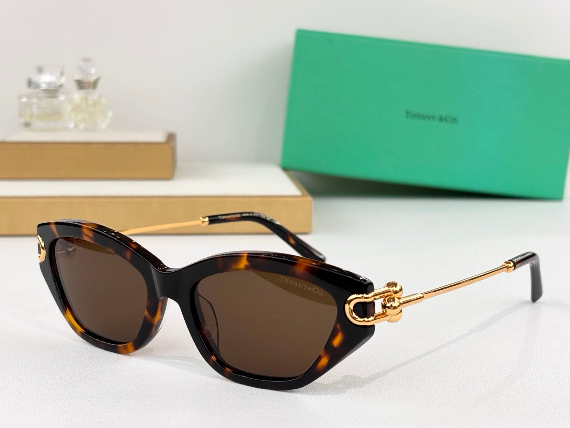 Tiffany & Co. Sunglasses-OTF4231