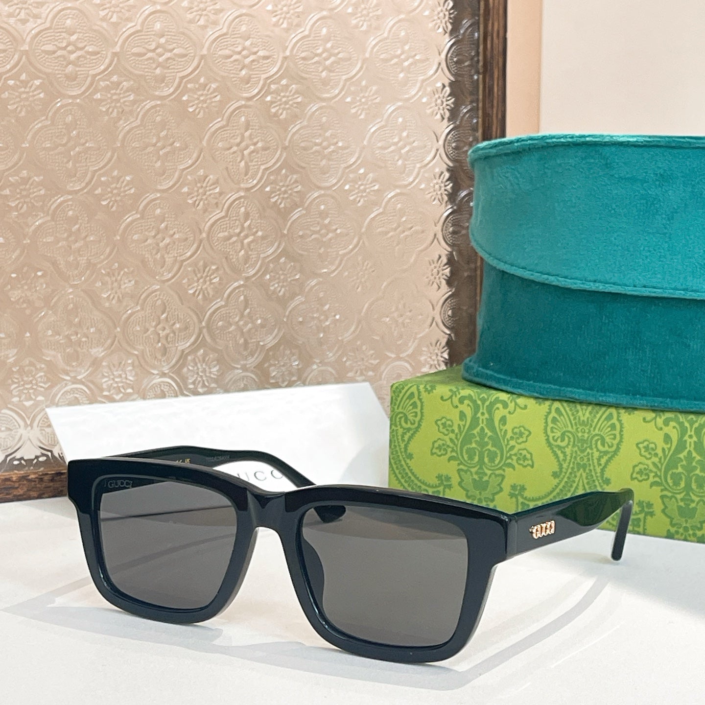 GUCCI Sunglasses-GG1869S