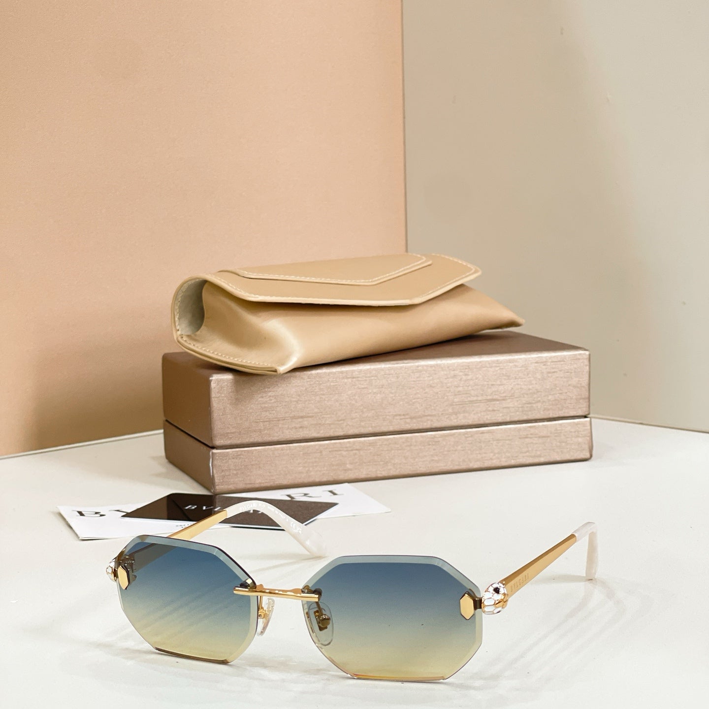 BVLGARI  Sunglasses-BV40105U