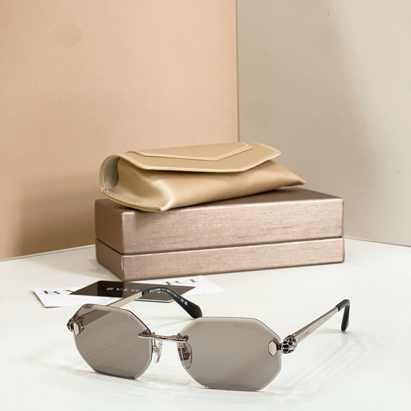 BVLGARI  Sunglasses-BV40105U