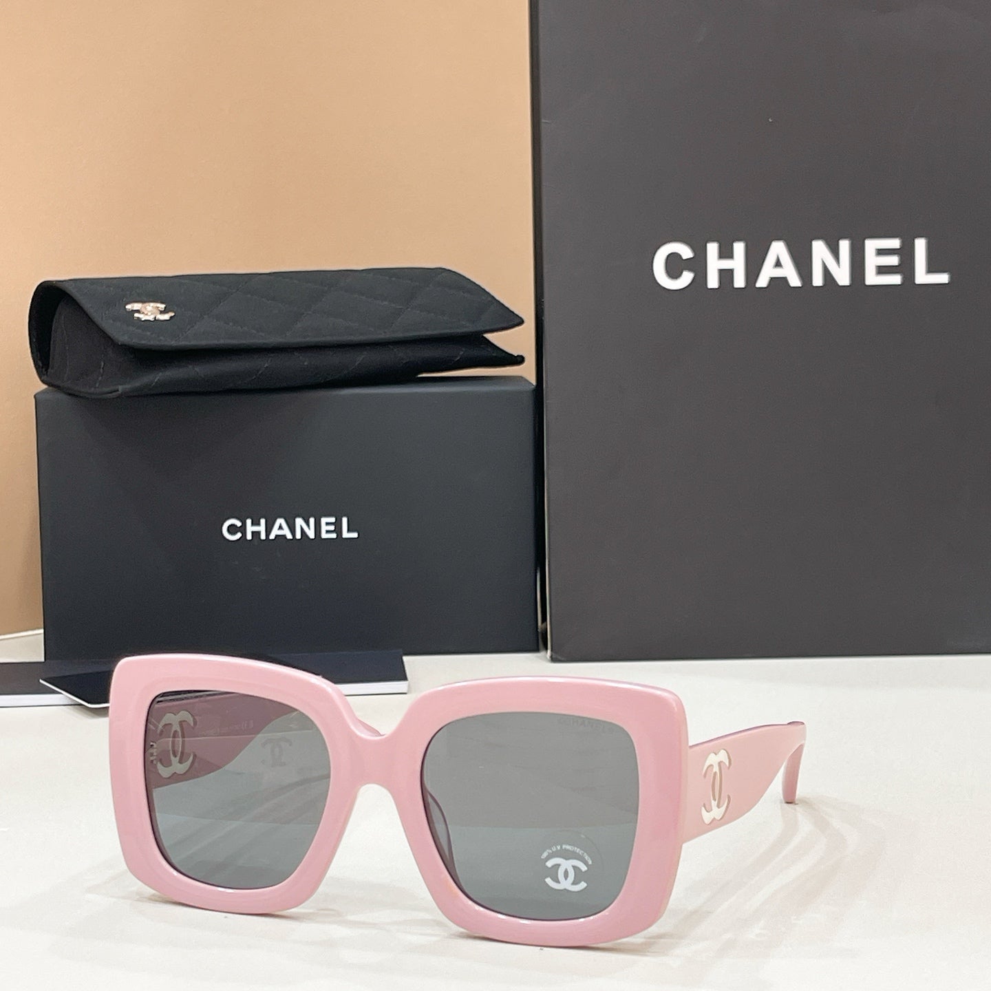 CHANEL Sunglasses-0546