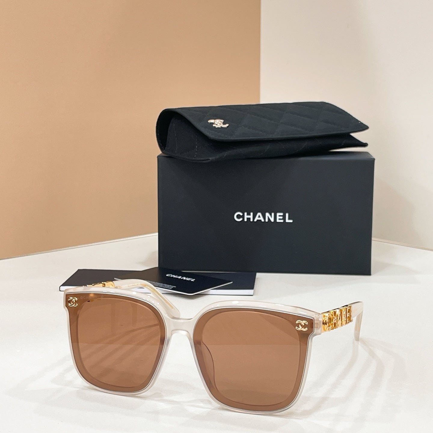 CHANEL Sunglasses CH9815