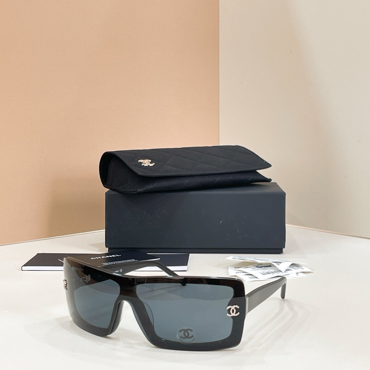 CHANEL Sunglasses CH5507