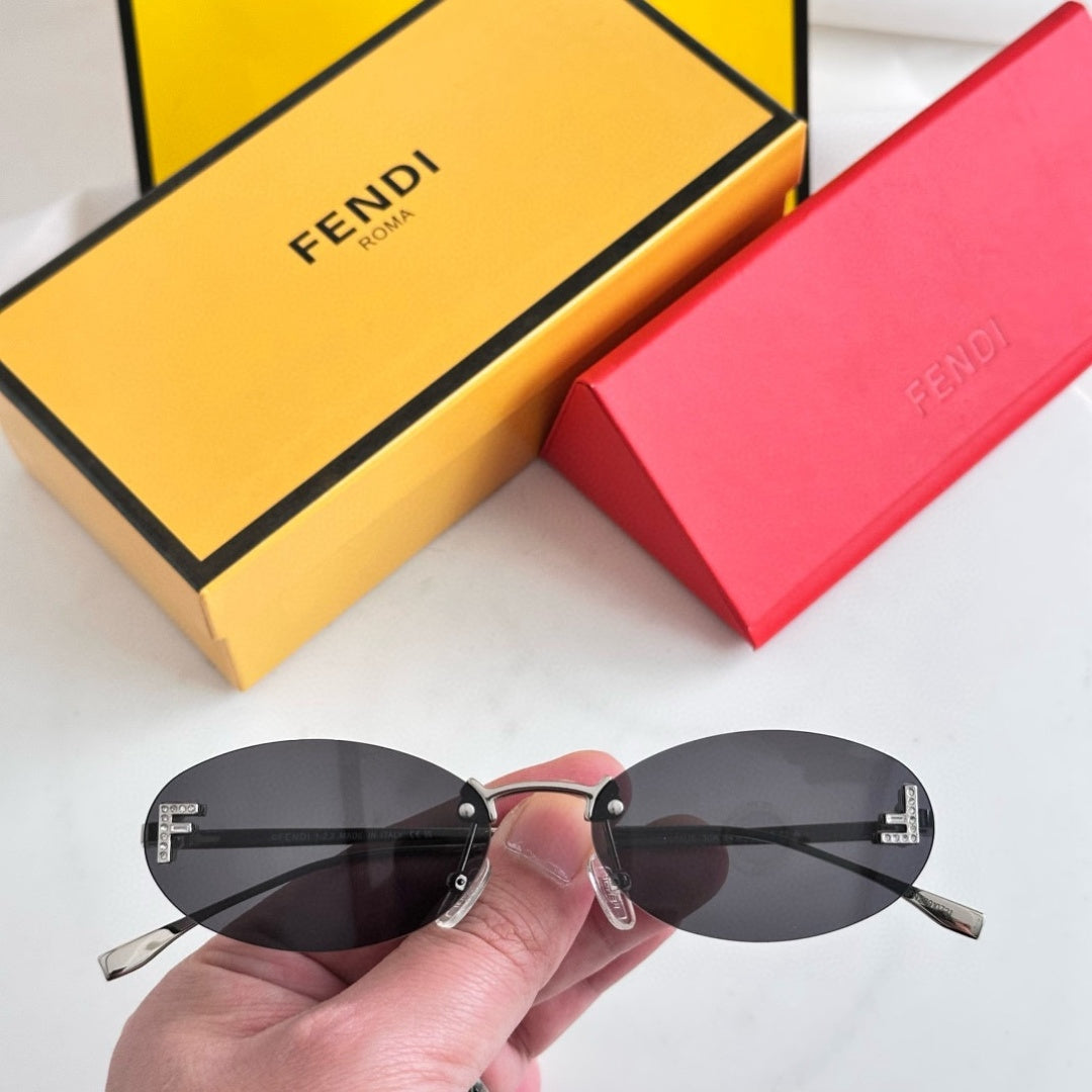 FENDI Sunglasses FE4075US