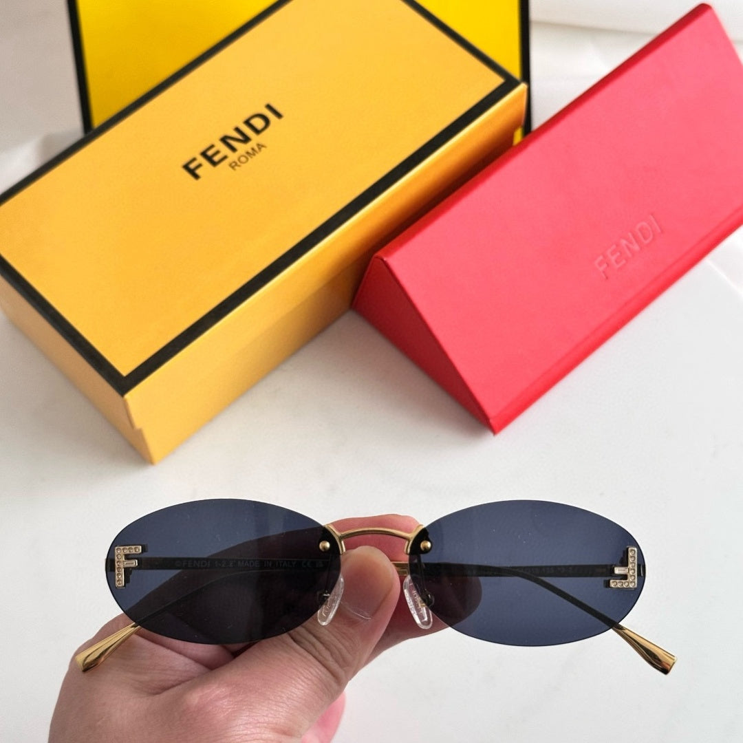 FENDI Sunglasses FE4075US