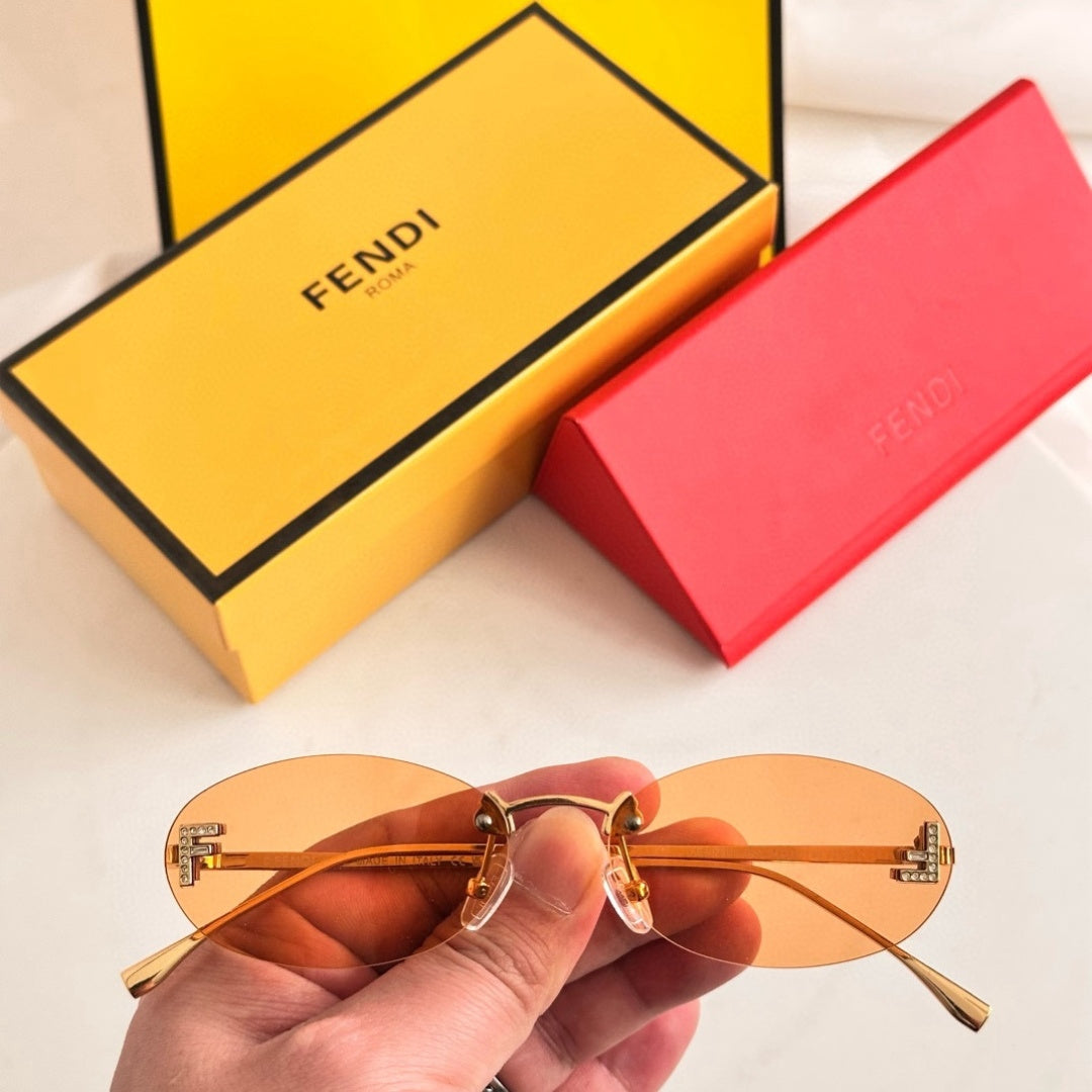 FENDI Sunglasses FE4075US