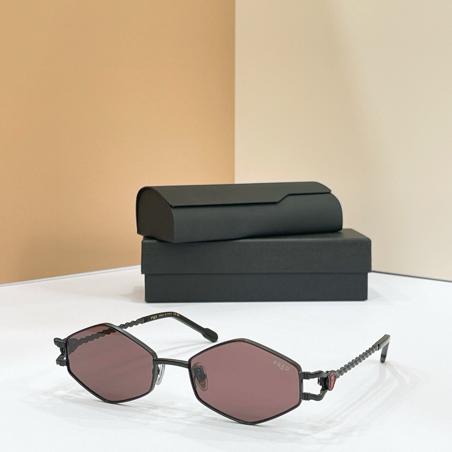 FRED Sunglasses FG57158U