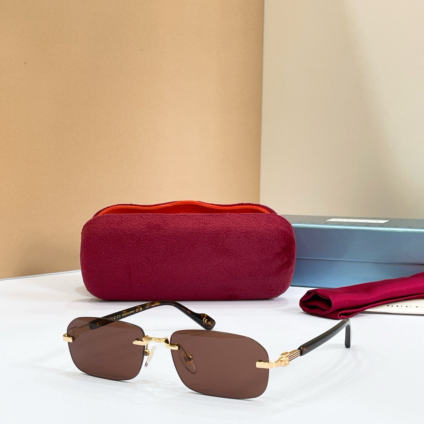 GUCCI Sunglasses GG1221S