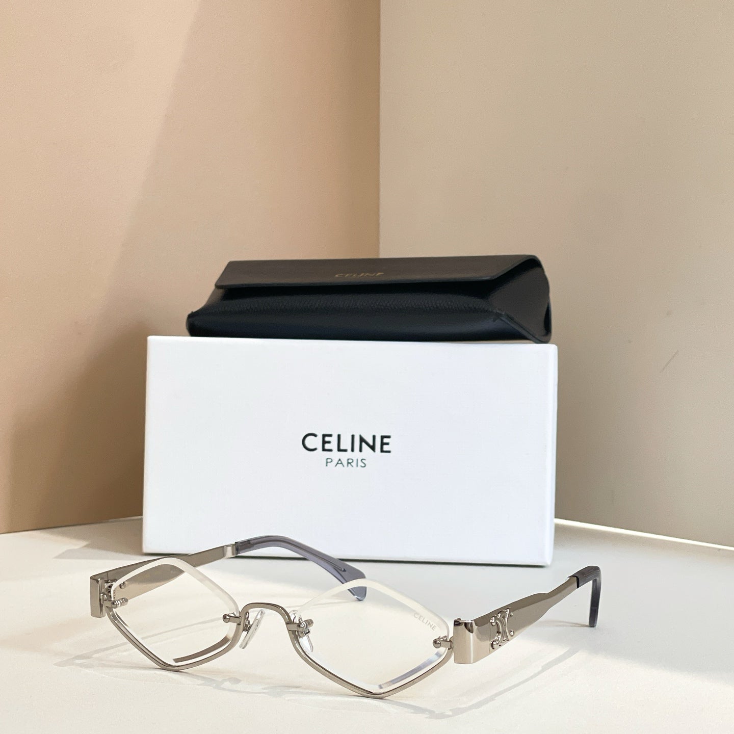 CELINE Sunglasses CL42117U