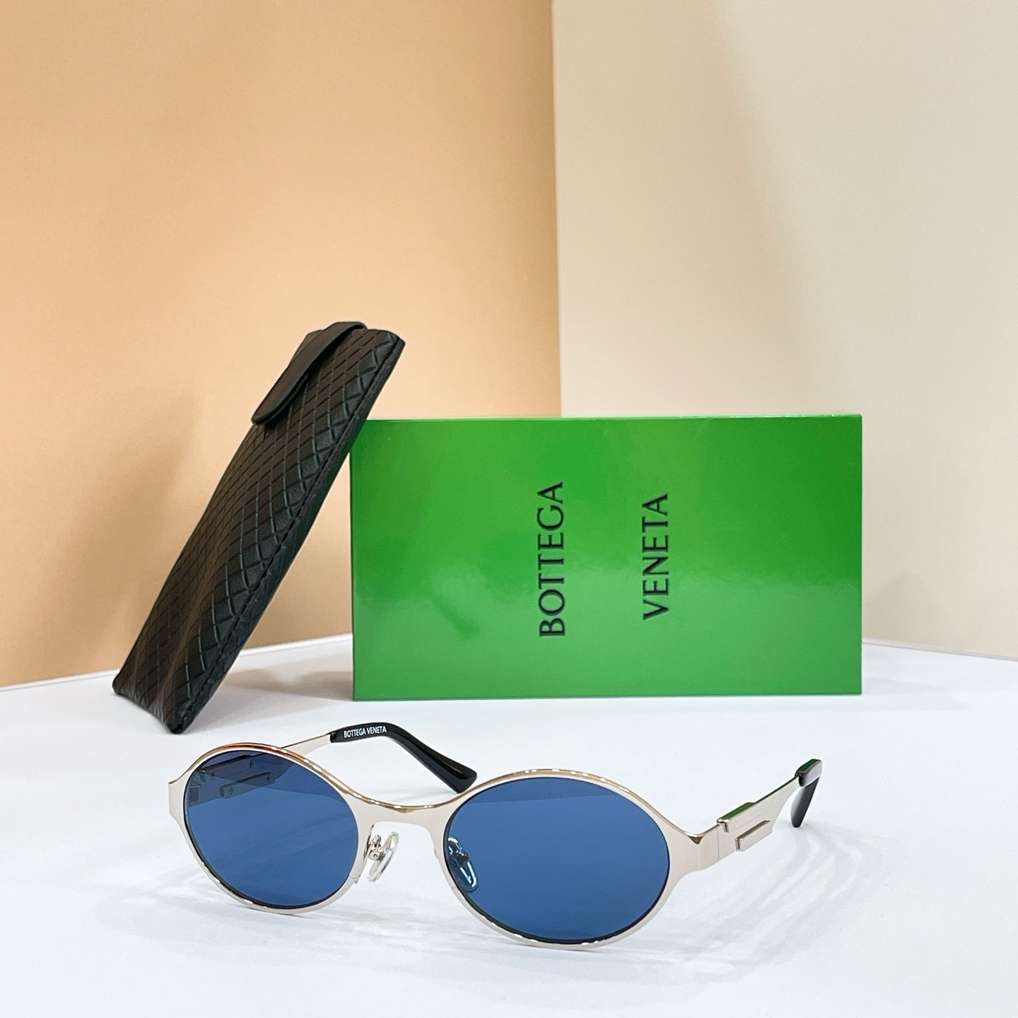 BOTTEGA VENETA Sunglasses BV1456S