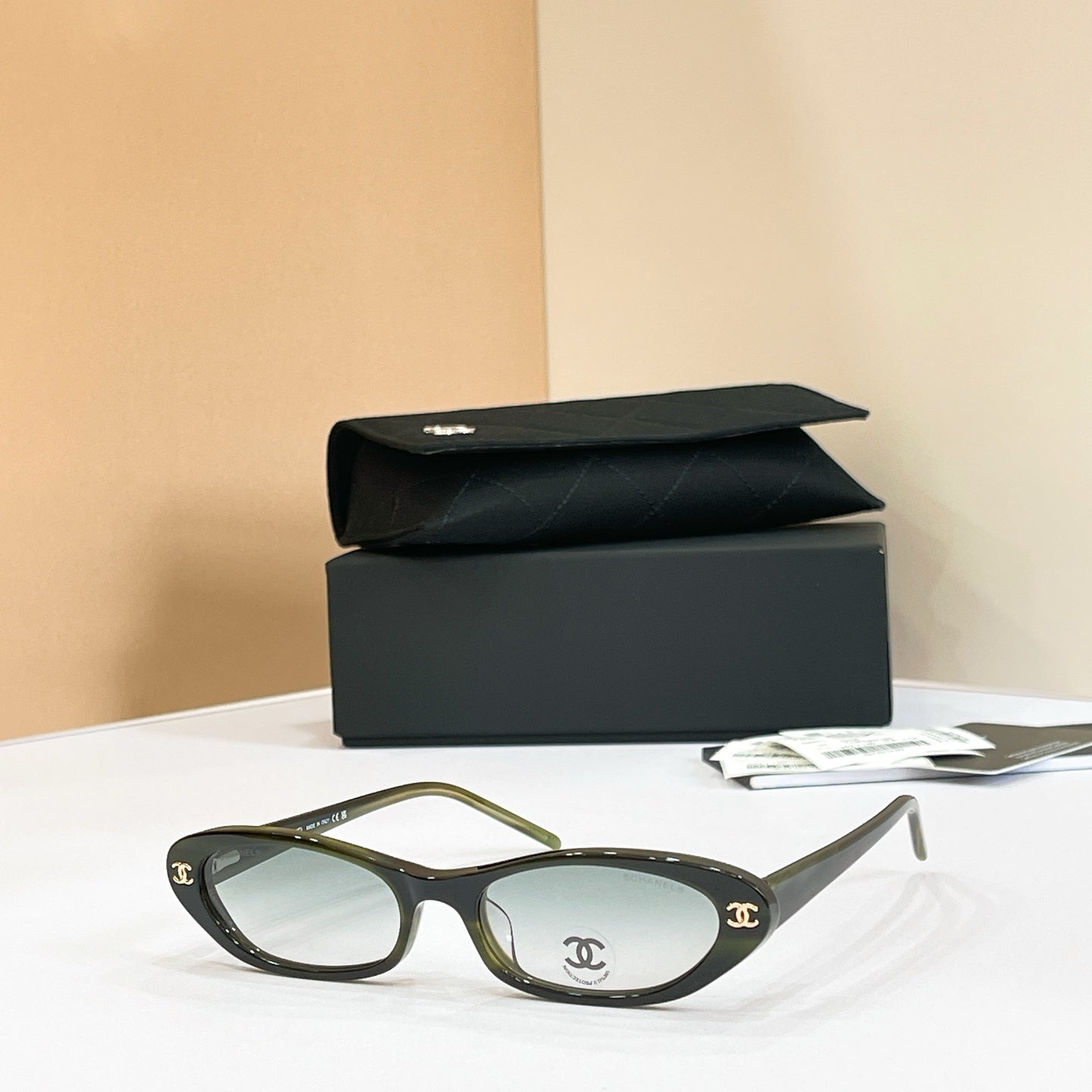 CHANEL Sunglasses CH3025