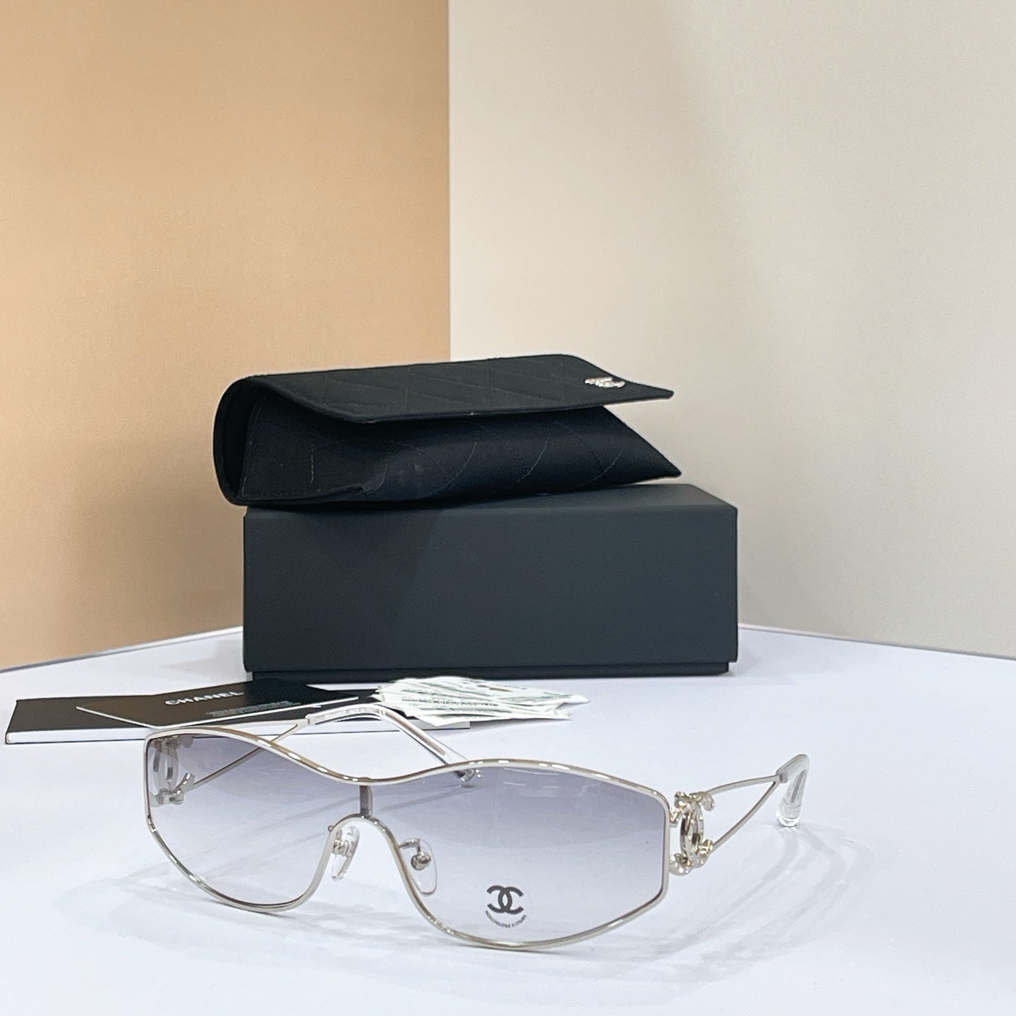 CHANEL Sunglasses CH4073