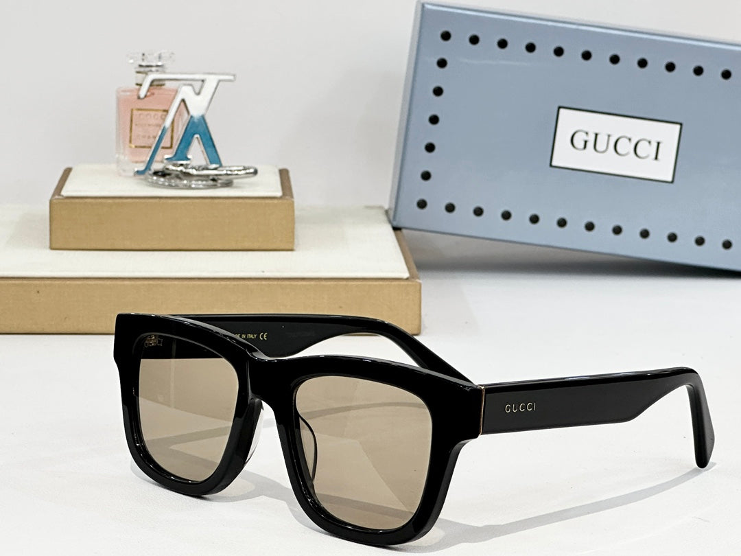 GUCCI Sunglasses GG1135S