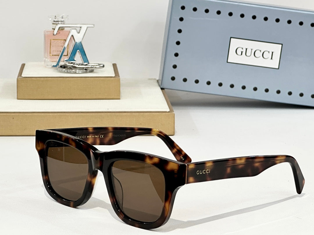 GUCCI Sunglasses GG1135S