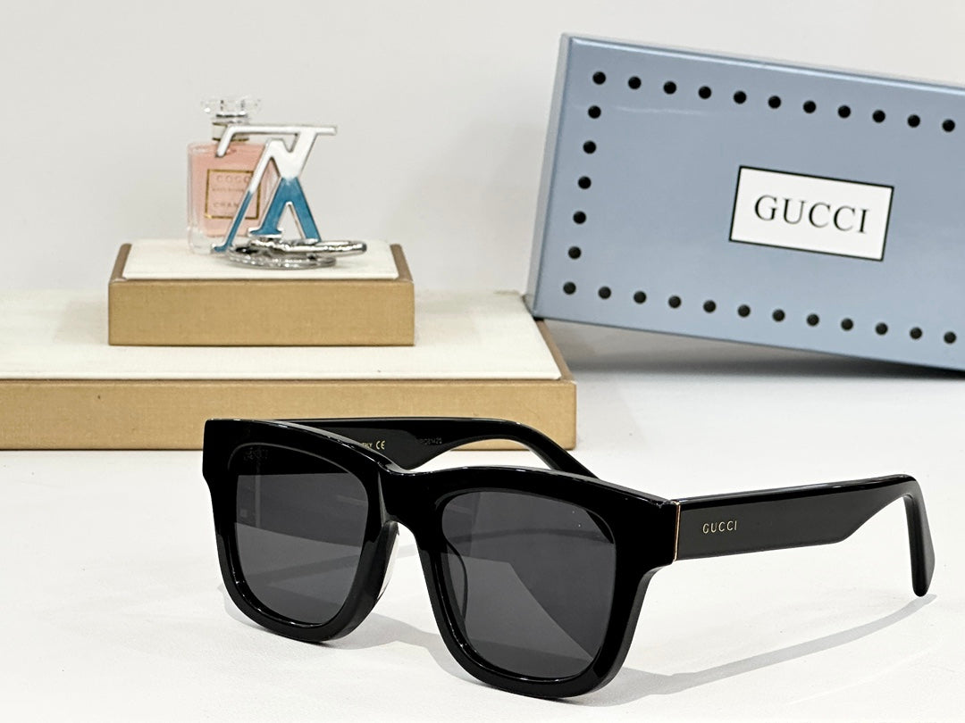 GUCCI Sunglasses GG1135S