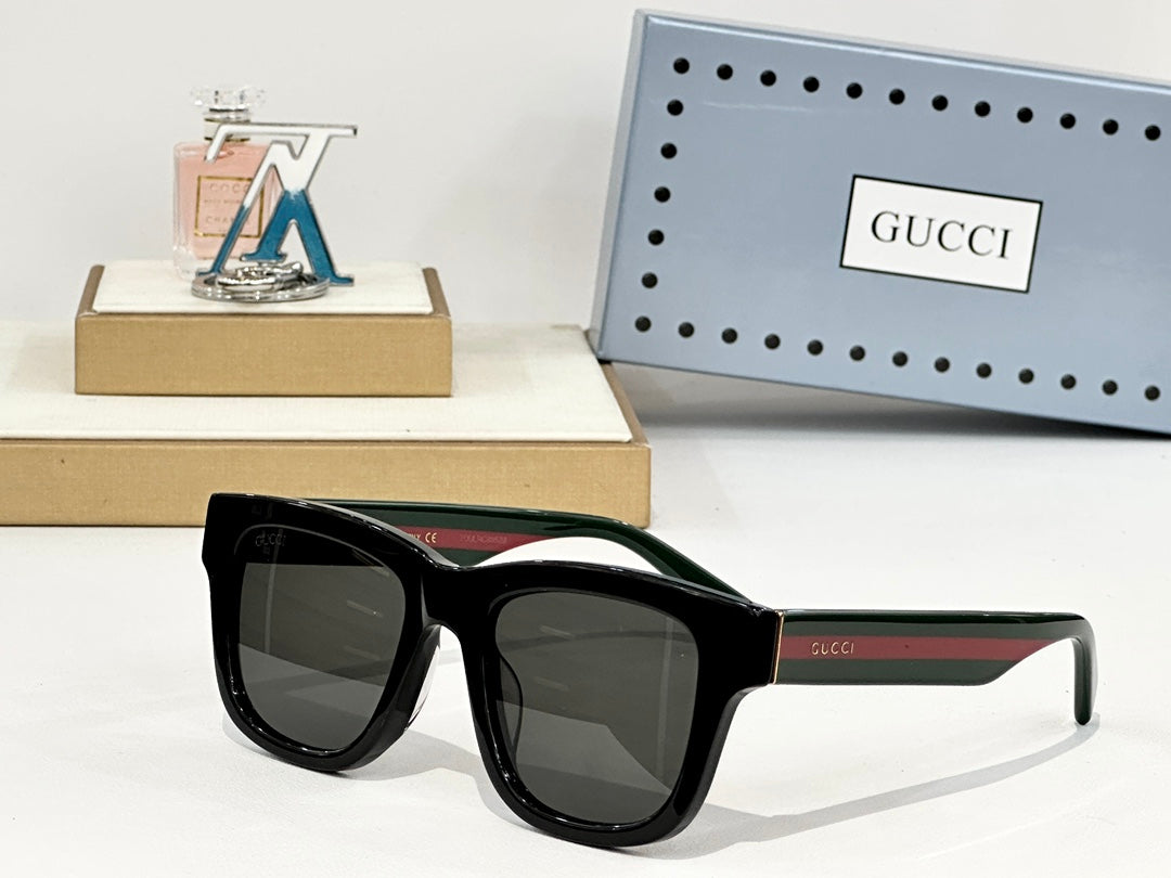 GUCCI Sunglasses GG1135S