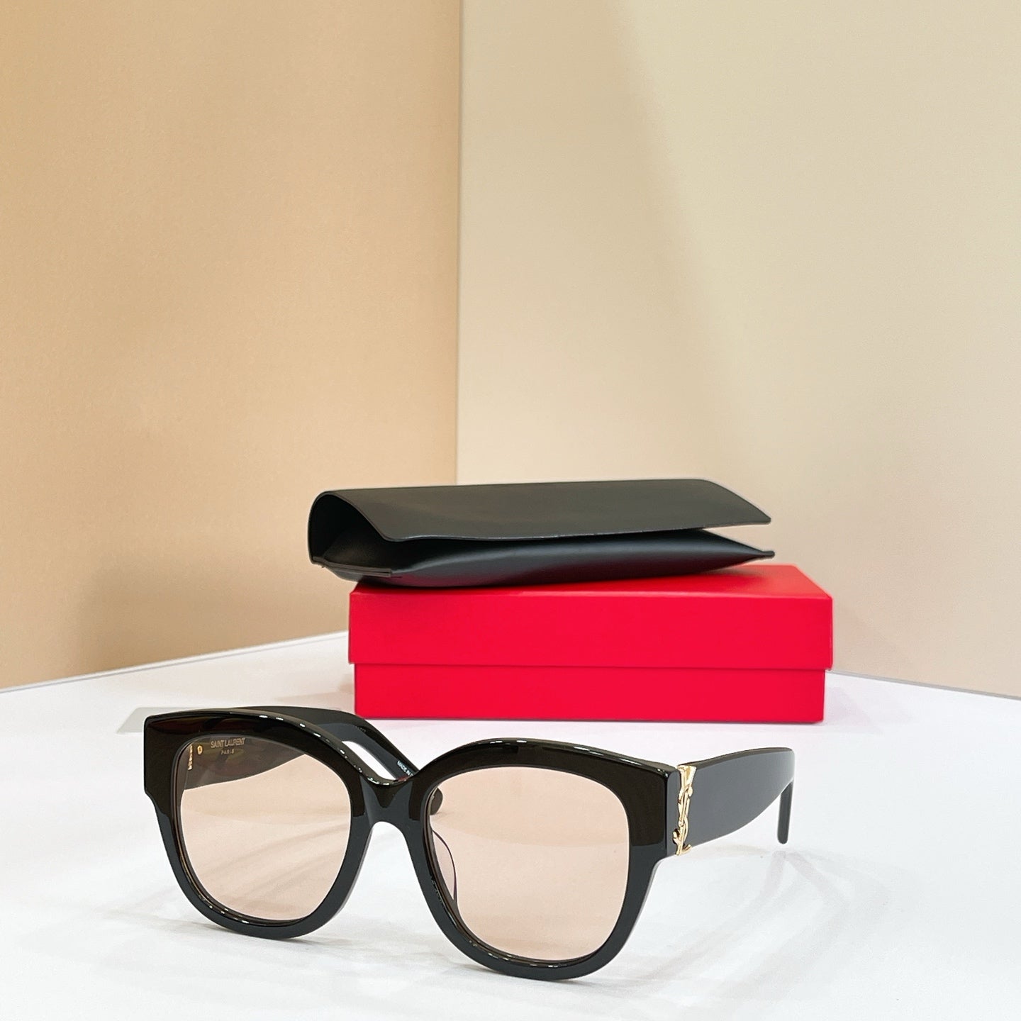 SAINT LAURENT Sunglasses SL M95
