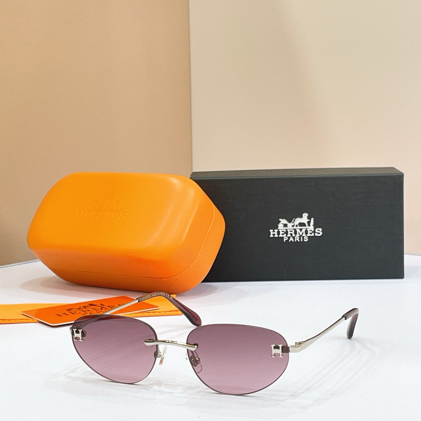 HERMÈS Sunglasses H8028