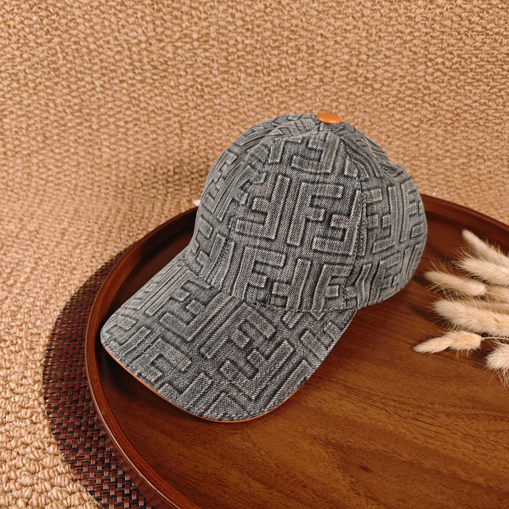 FENDI Baseball Cap – Light Grey