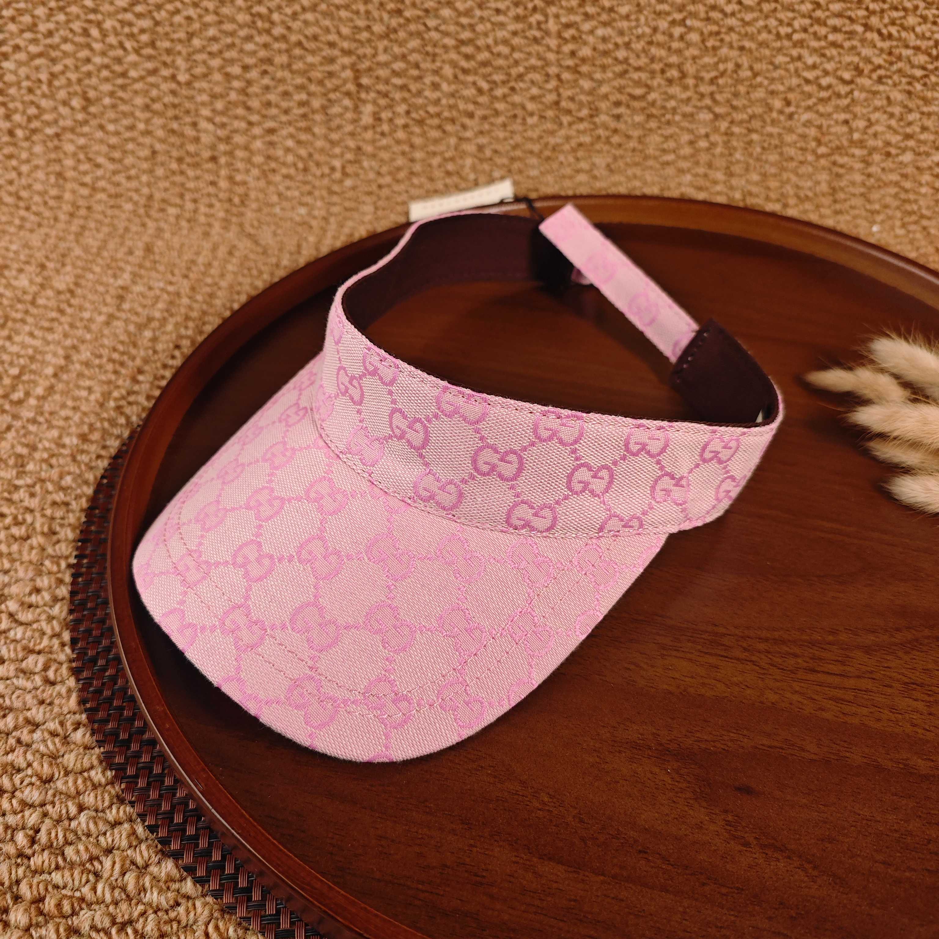 GUCCI GG Monogram Canvas Sun Visor