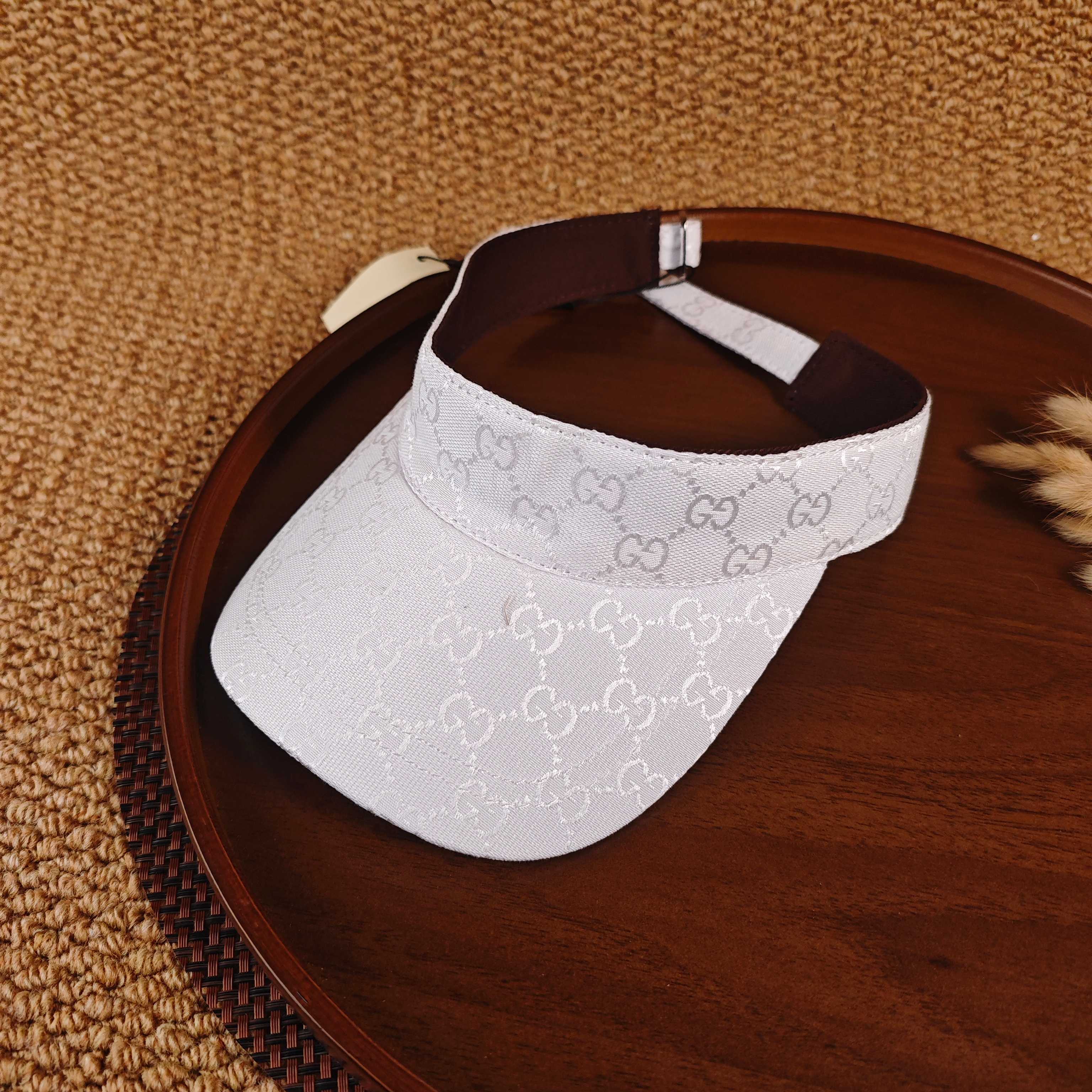GUCCI GG Monogram Canvas Sun Visor