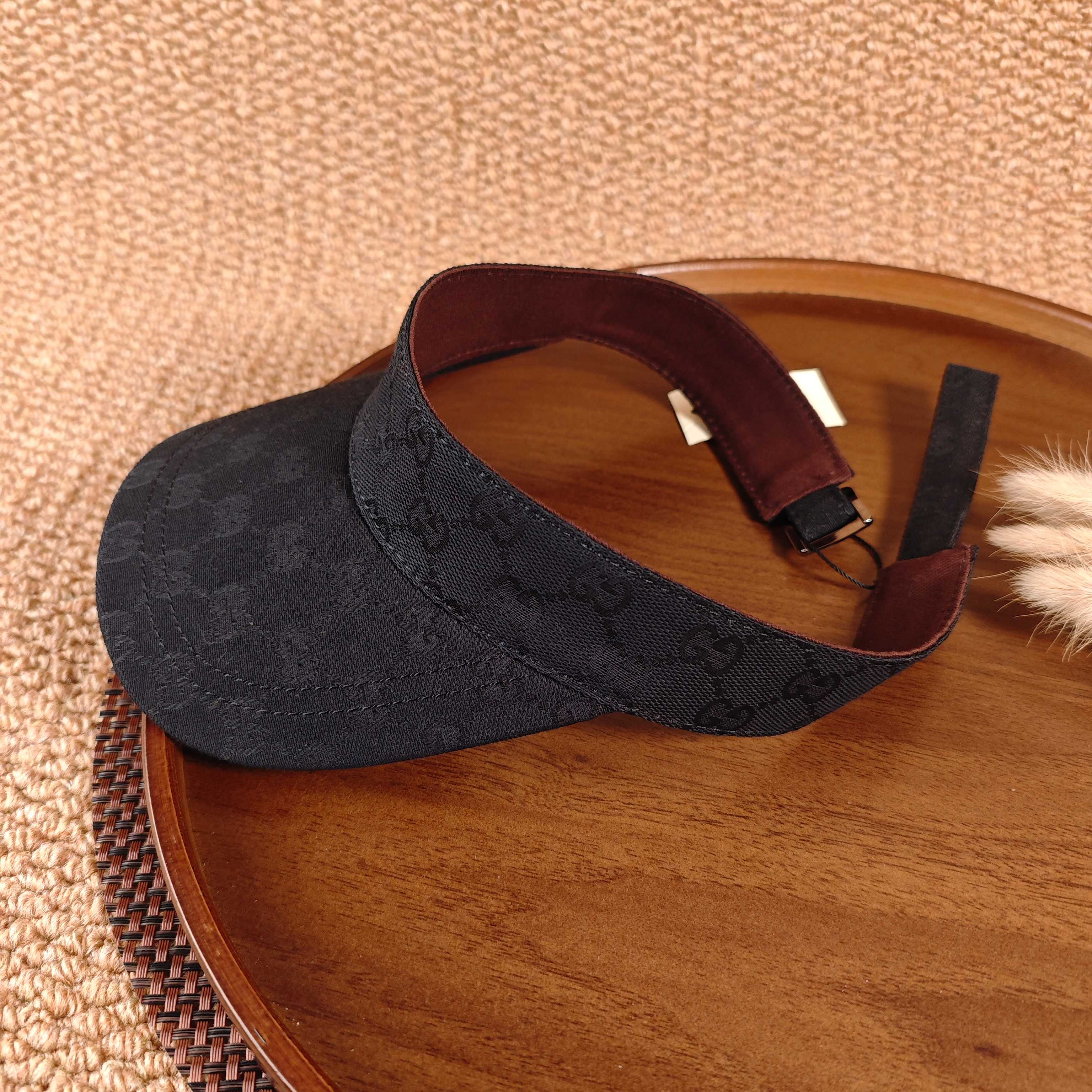 GUCCI GG Monogram Canvas Sun Visor