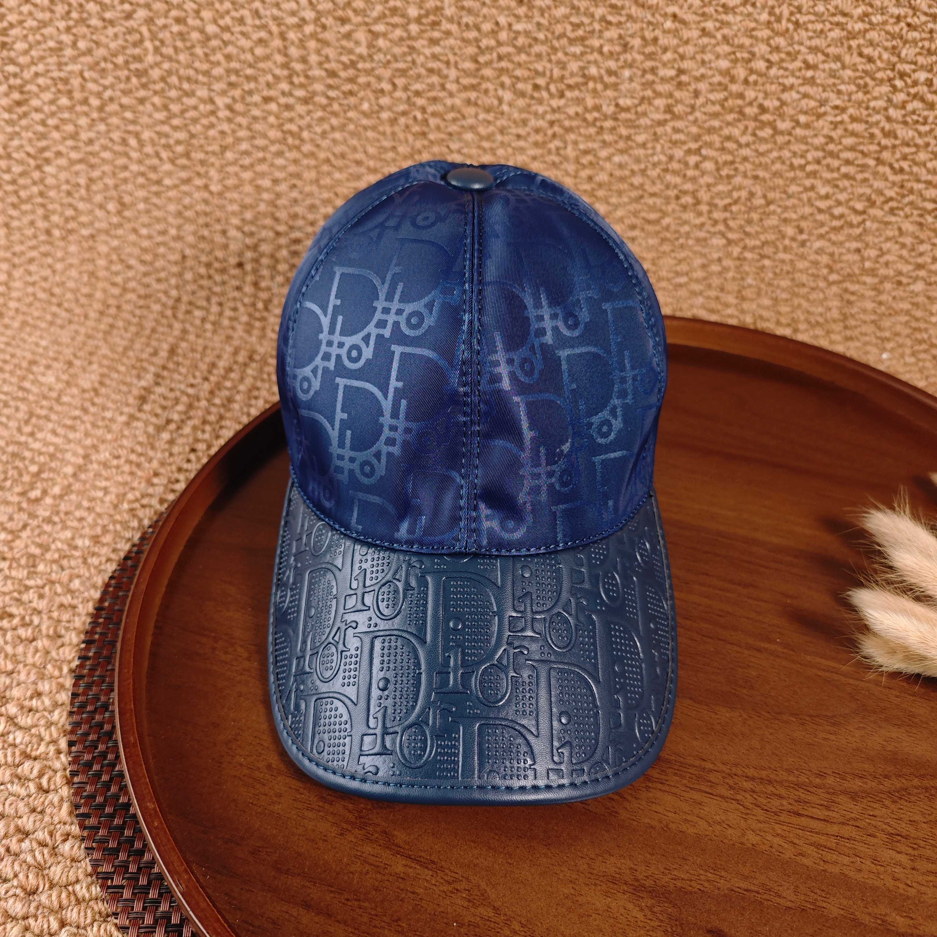 DIOR Oblique Leather Brim Baseball Cap