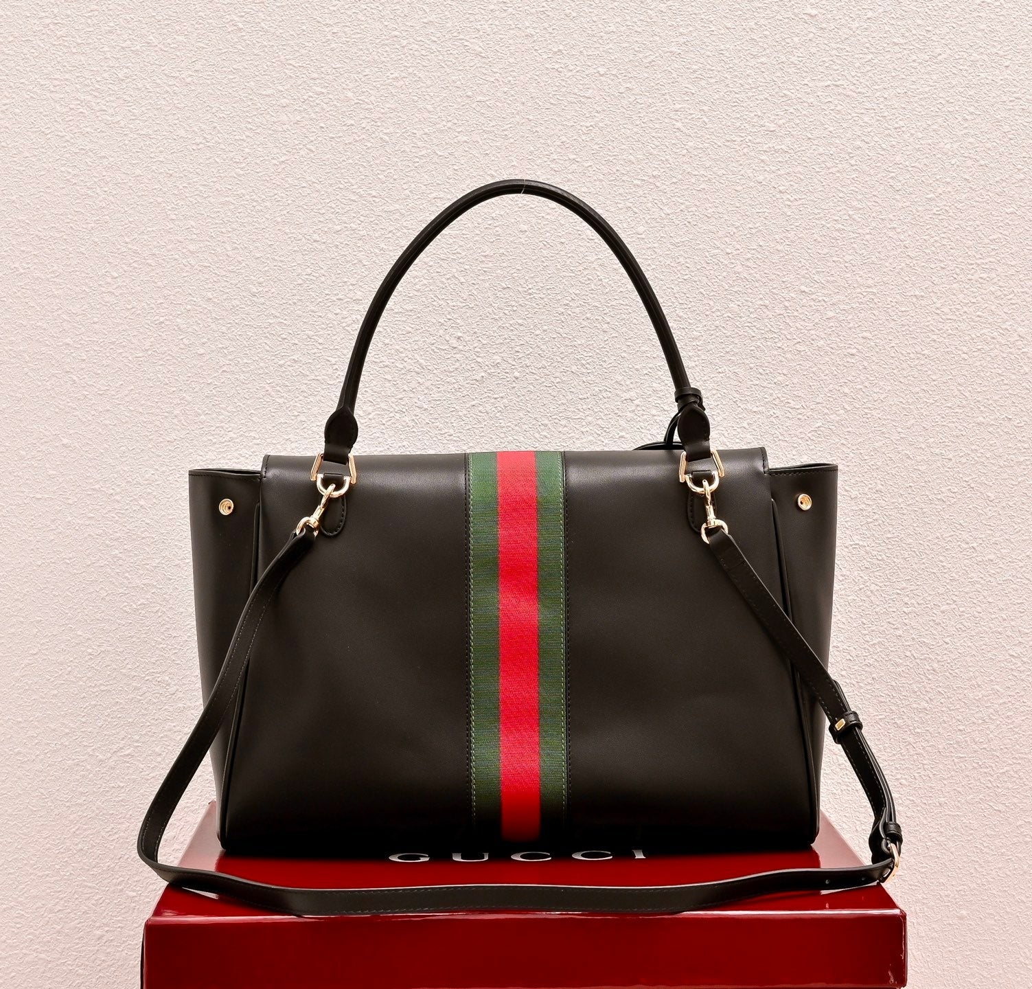 Gucci Generation GG Paparazzo Large Top Handle Bag