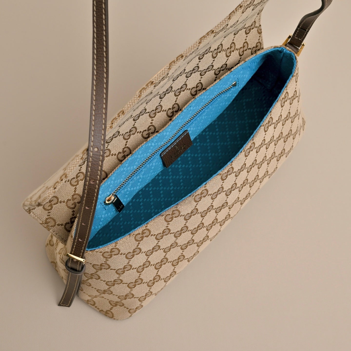 GUCCI GG Madison Denim Shoulder Bag