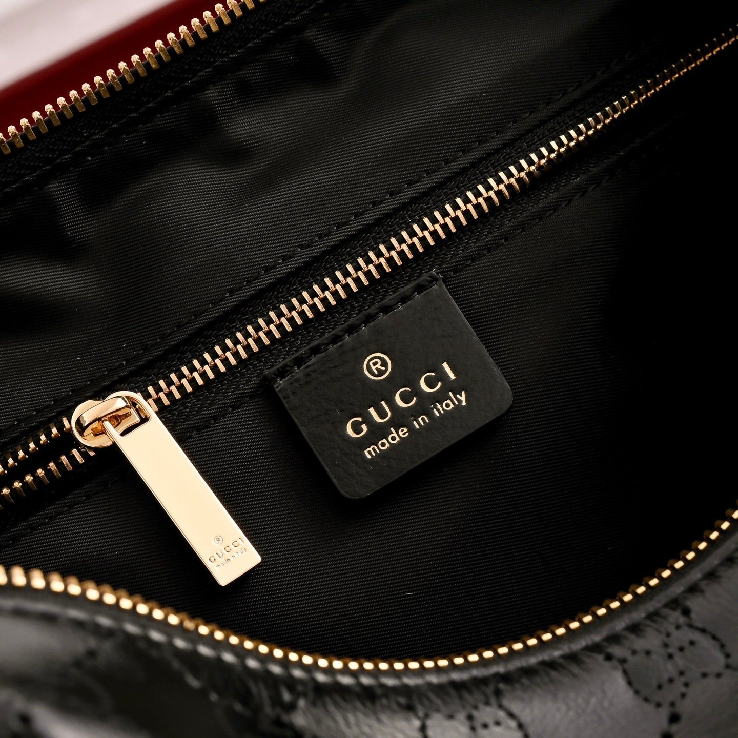 GUCCI Lady Lunetta Chain Medium Shoulder Bag