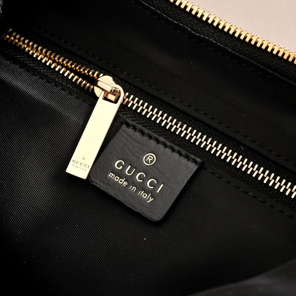 GUCCI Lady Lunetta Small Shoulder Bag