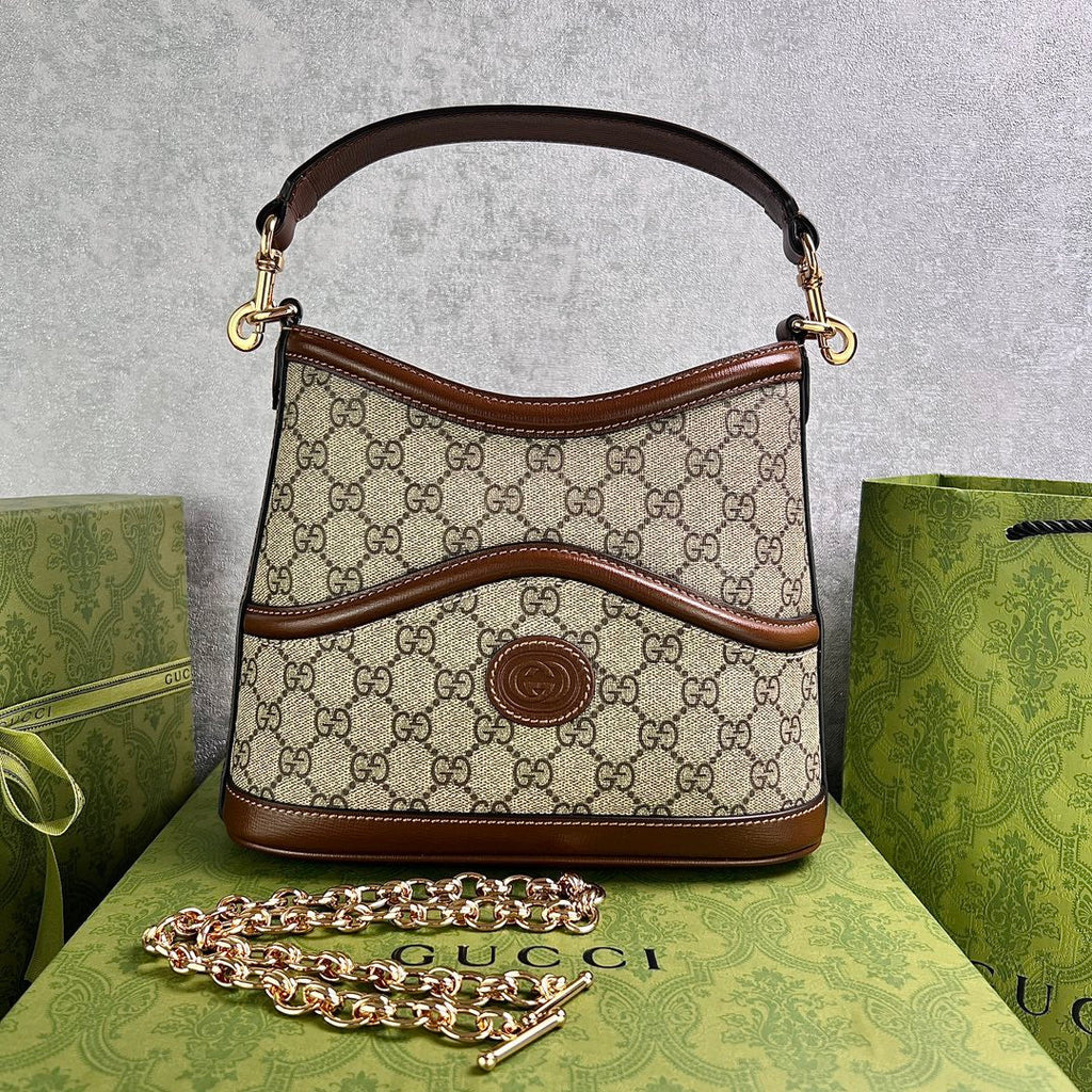 GUCCI GG Retro Bucket Bag