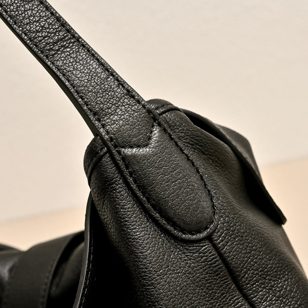 GUCCI Jackie Flap Large Shoulder Bag