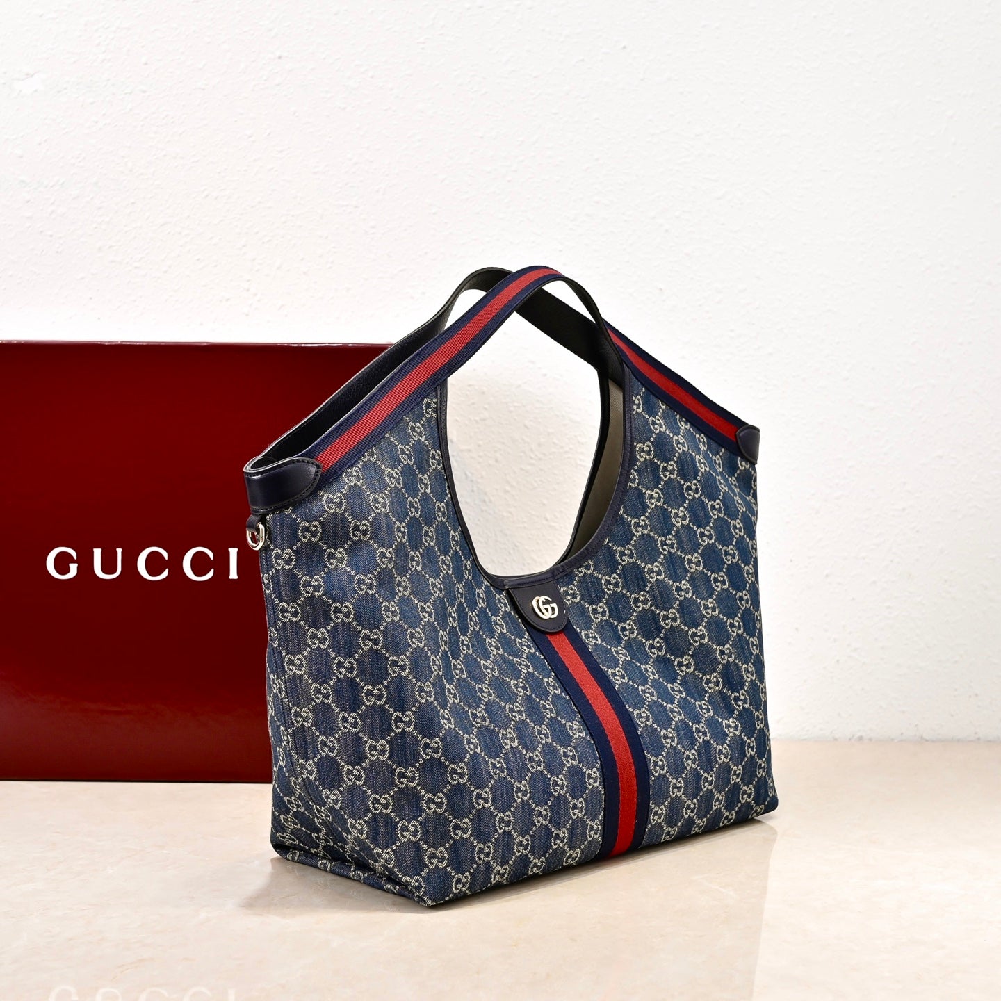 GUCCI Giglio Series Tote Bag