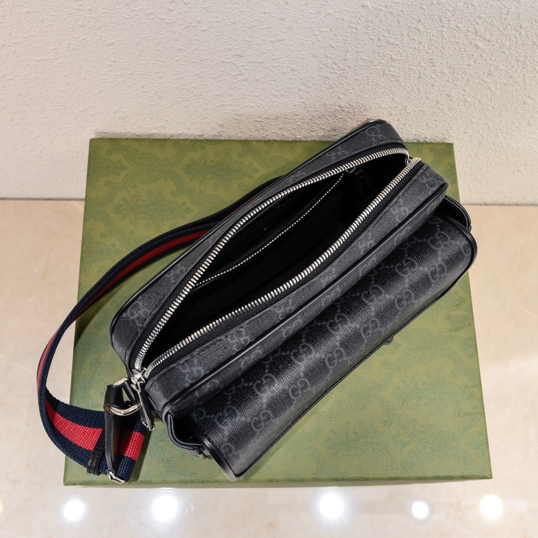 Gucci GG Supreme Black Men's Crossbody Bag