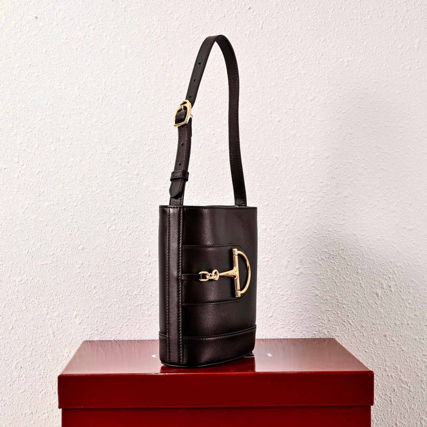 Gucci 73 Series Horsebit Bucket Bag
