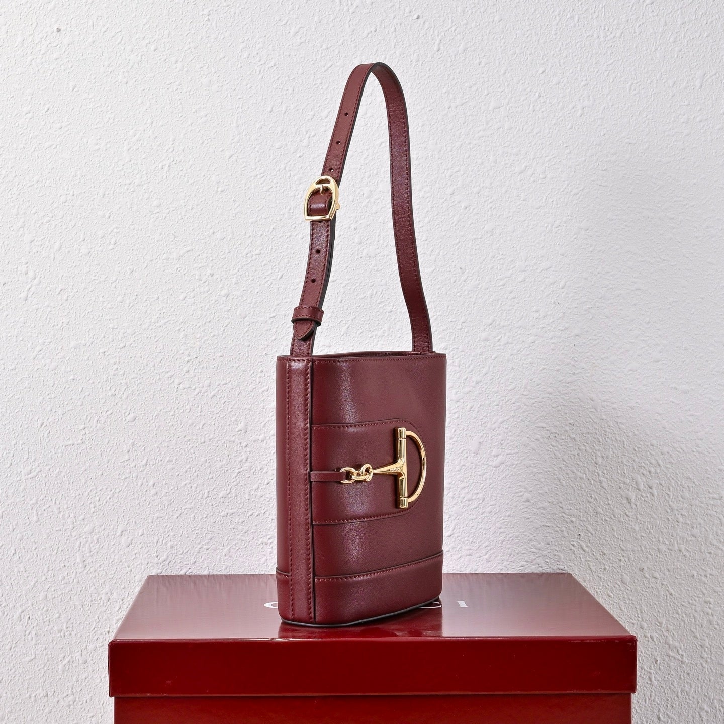 Gucci 73 Series Horsebit Bucket Bag
