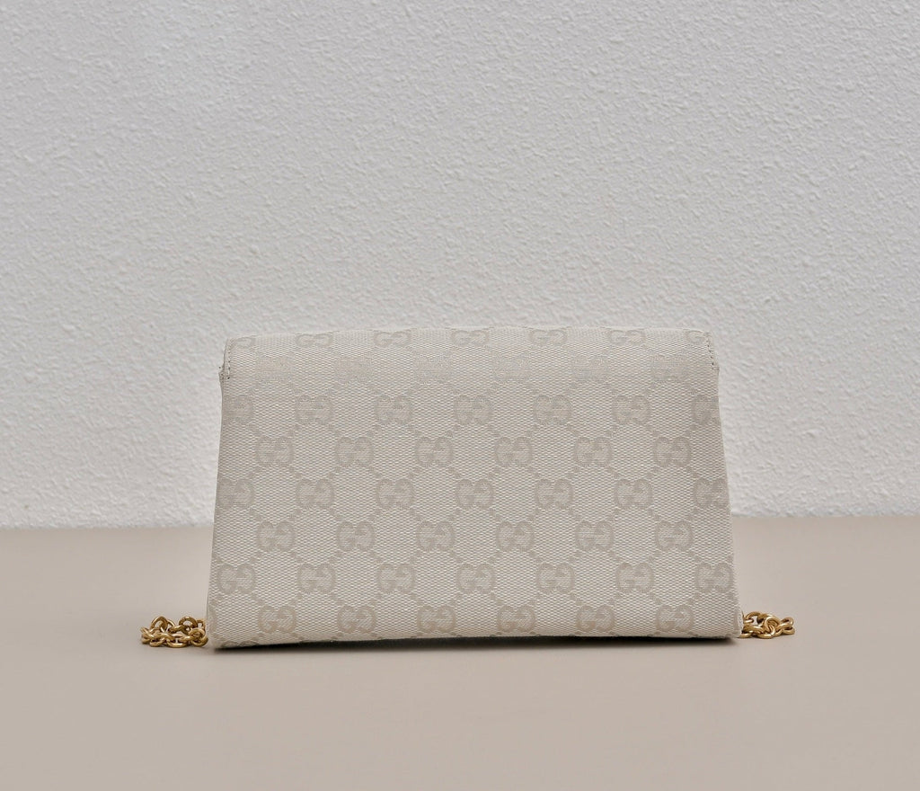 Gucci GG Dionysus Small Tiger Head Shoulder Bag