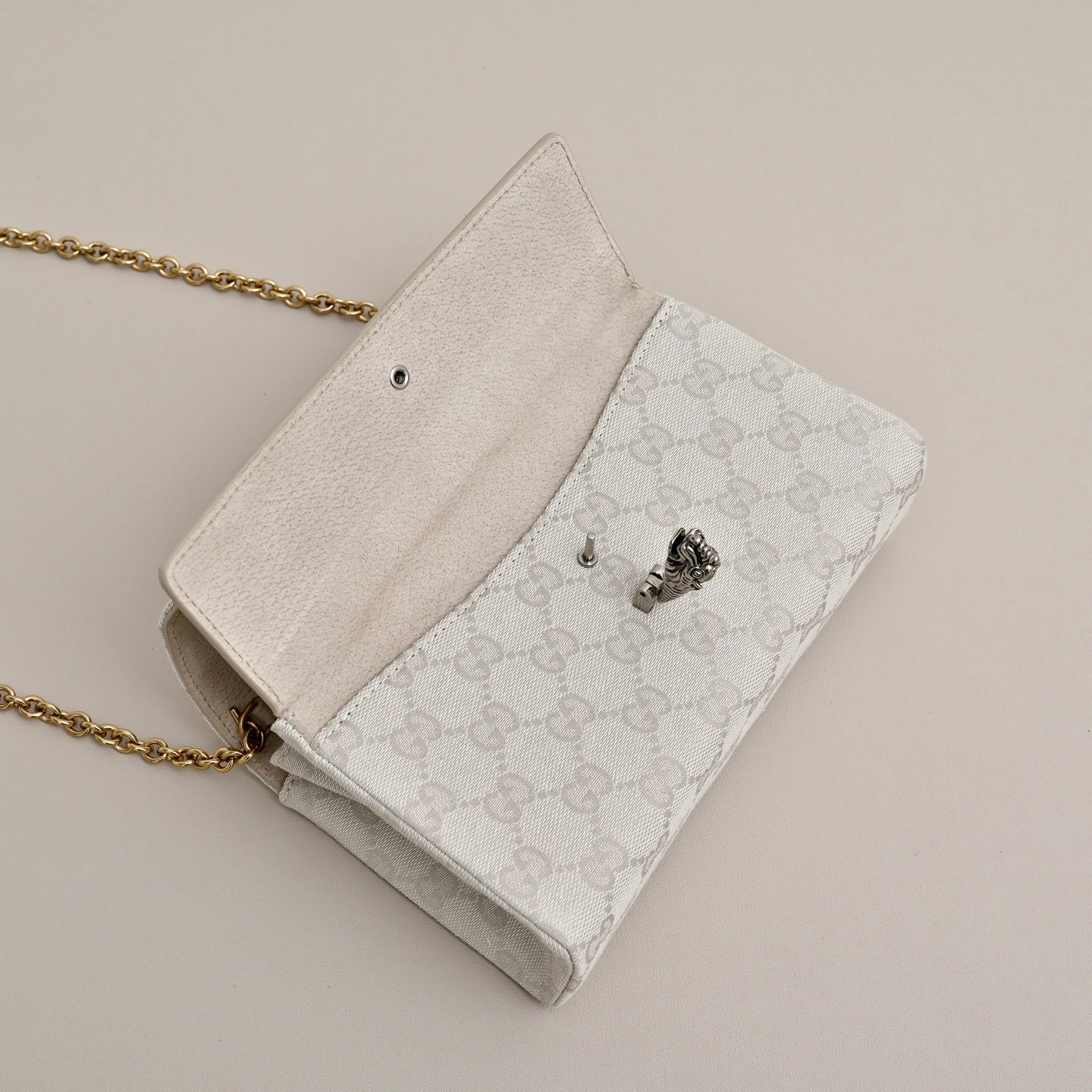 Gucci GG Dionysus Small Tiger Head Shoulder Bag