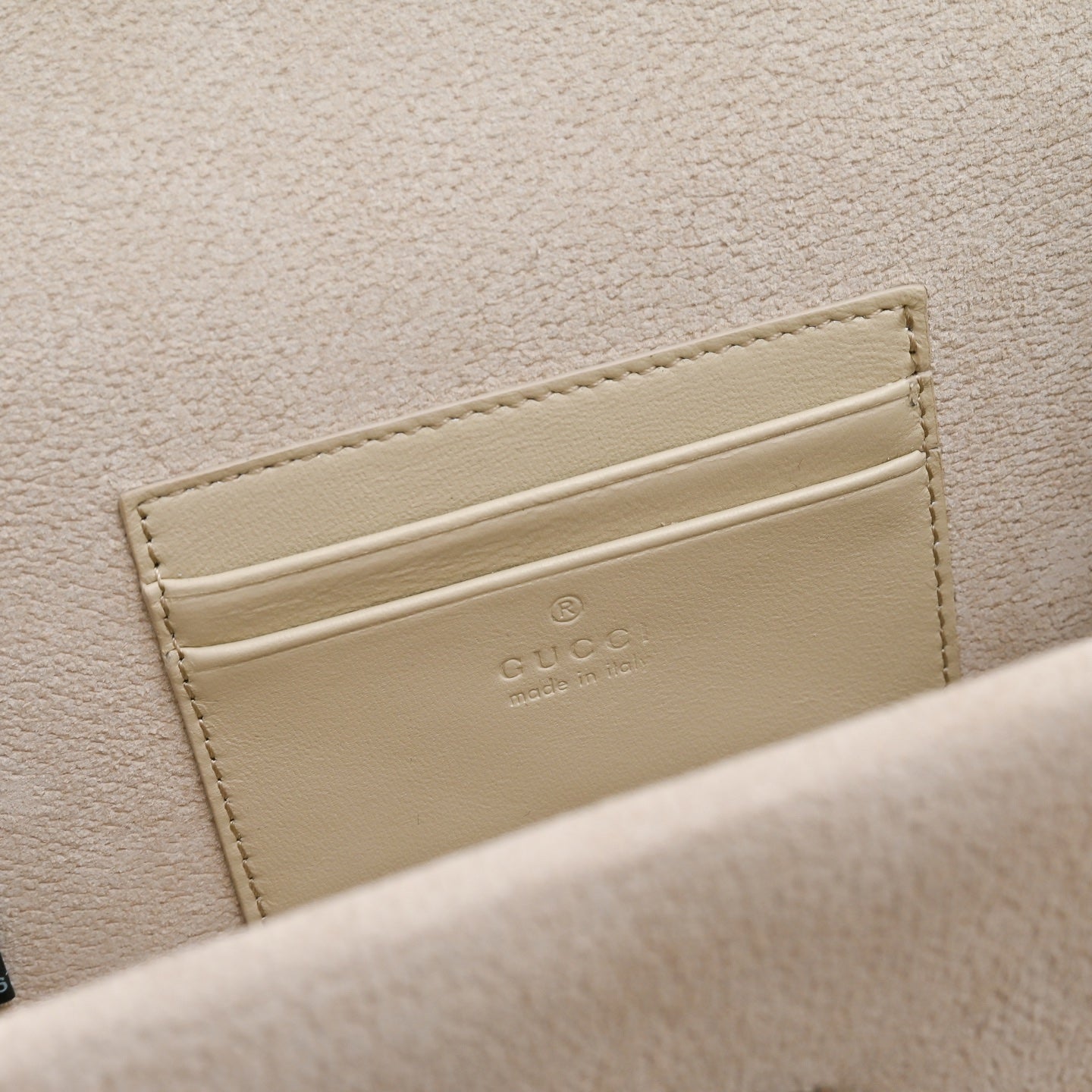 Gucci GG Dionysus Small Tiger Head Shoulder Bag