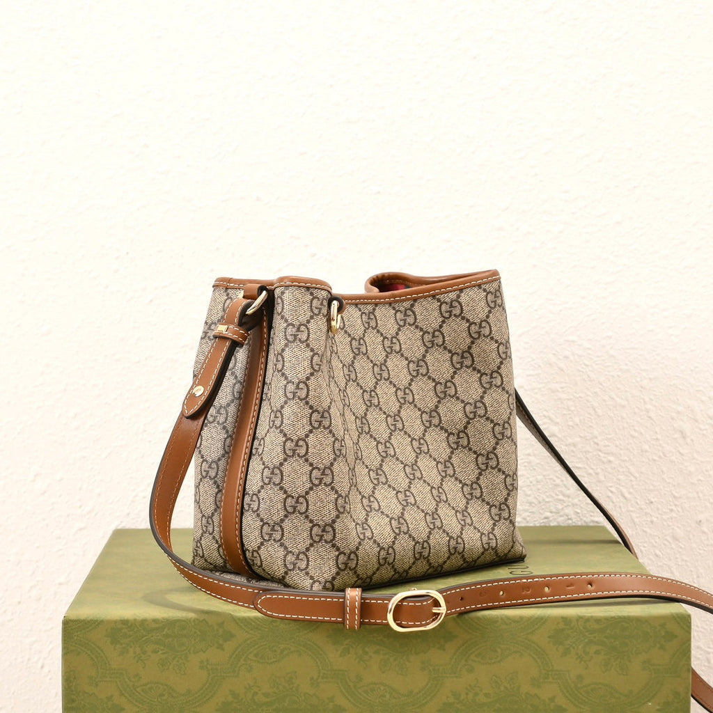 Gucci Emblem Bucket Bag