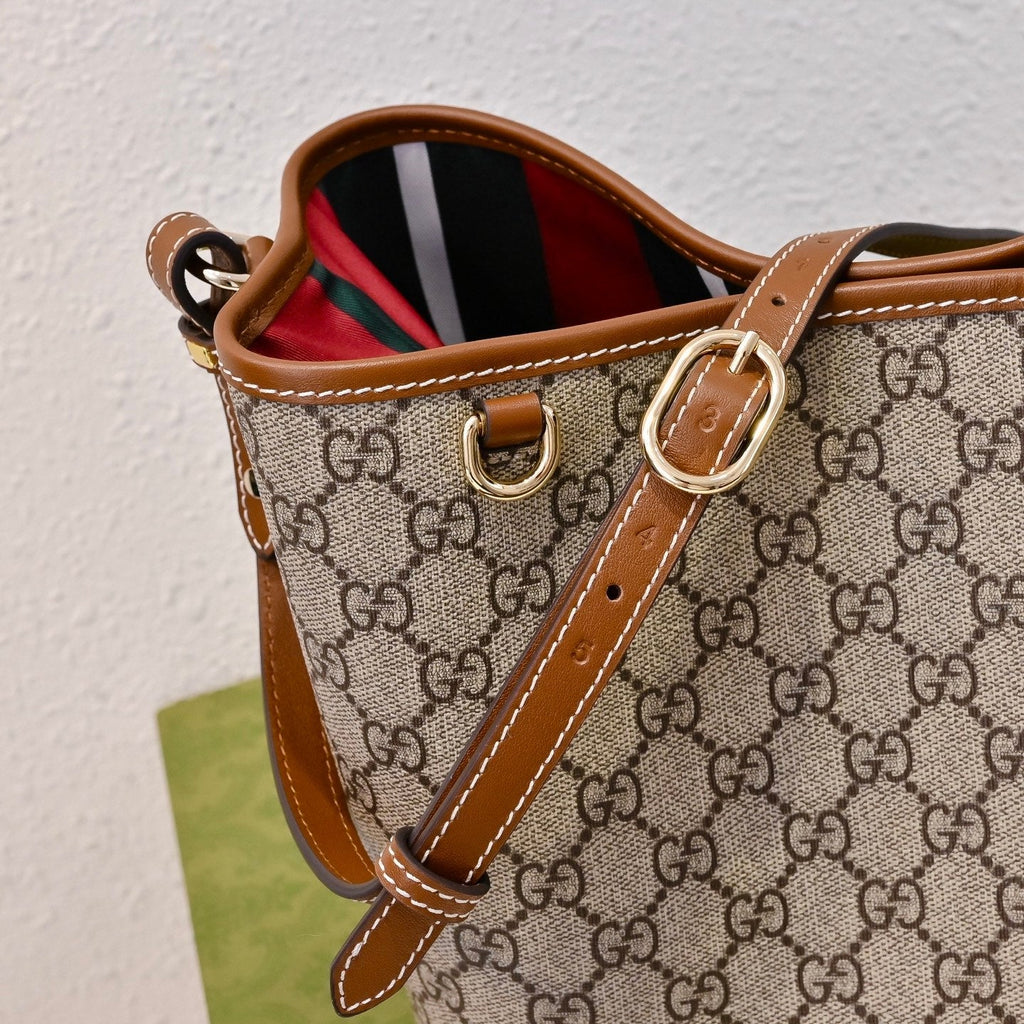 Gucci Emblem Bucket Bag